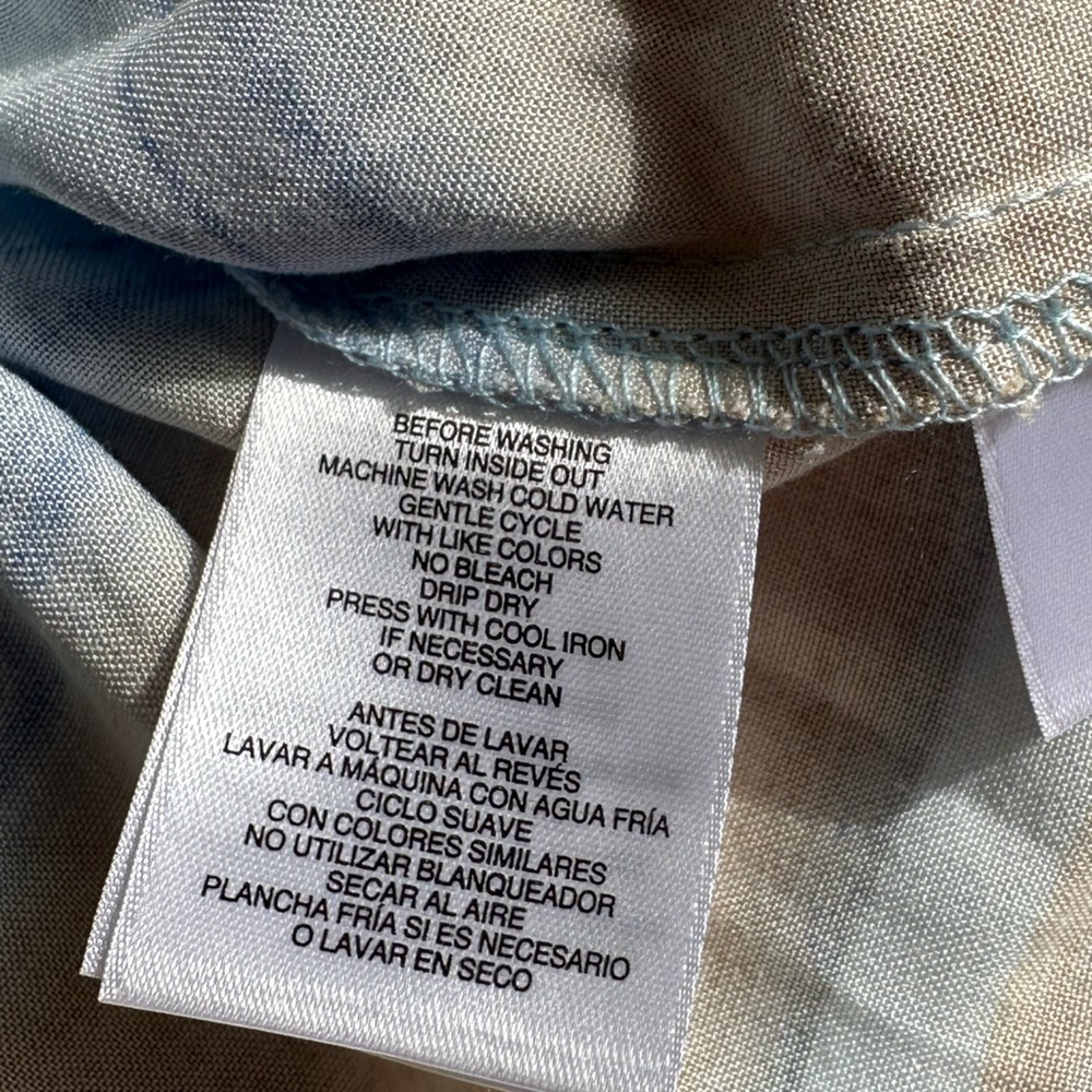 Nine West Summer Watercolor Stripe Blouse Medium Blue Tan V-Neck Top - Picture 8 of 9